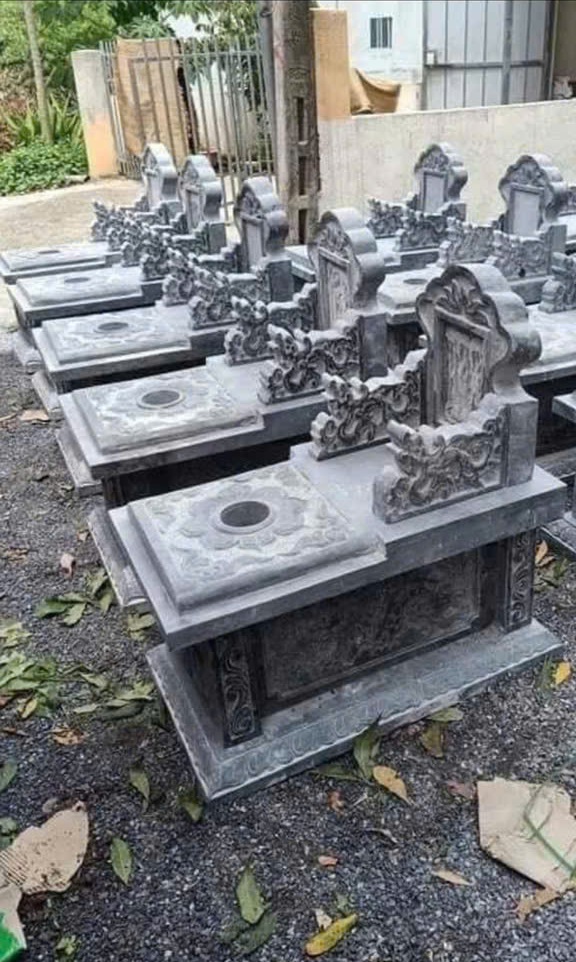 Mộ Thờ - Mẫu 1